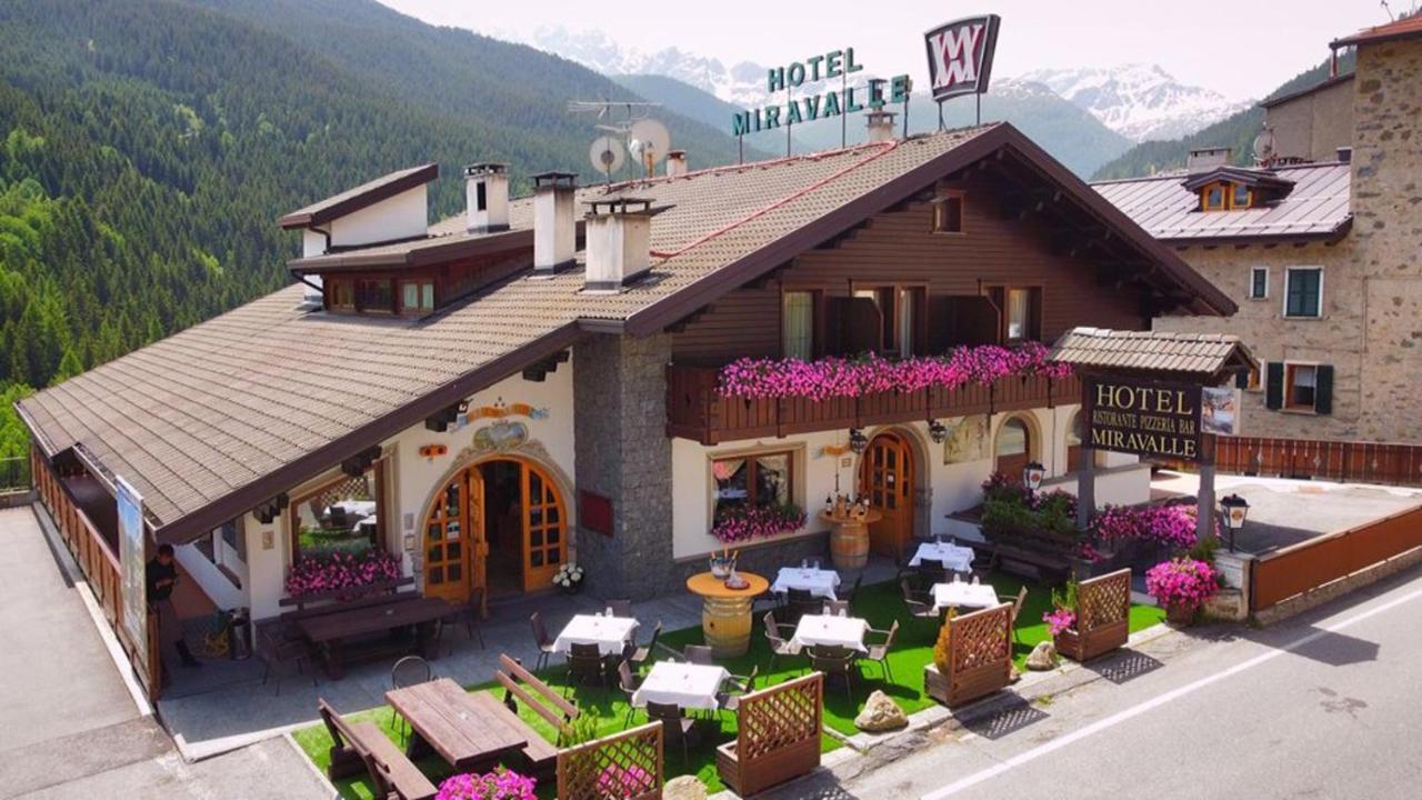 Hotel Miravalle Isolaccia Zewnętrze zdjęcie