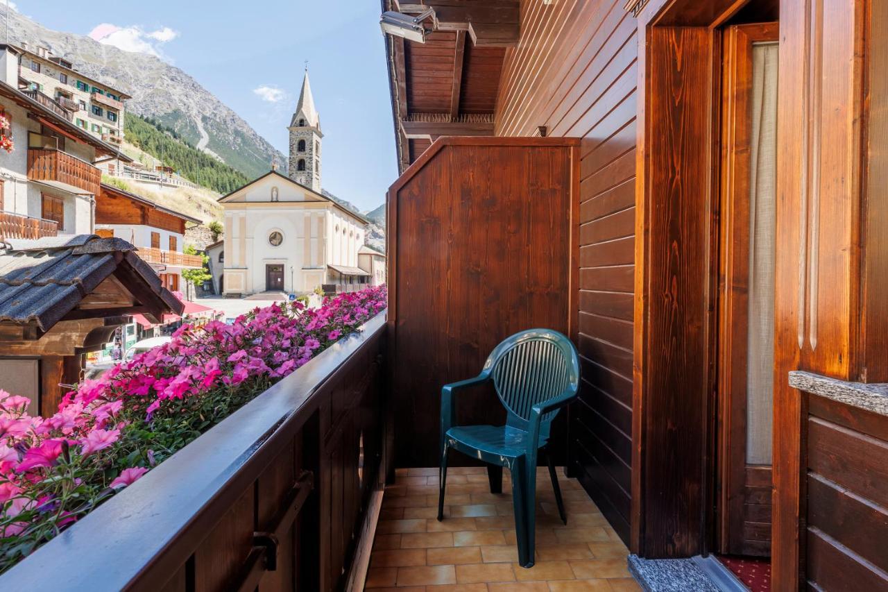 Hotel Miravalle Isolaccia Zewnętrze zdjęcie