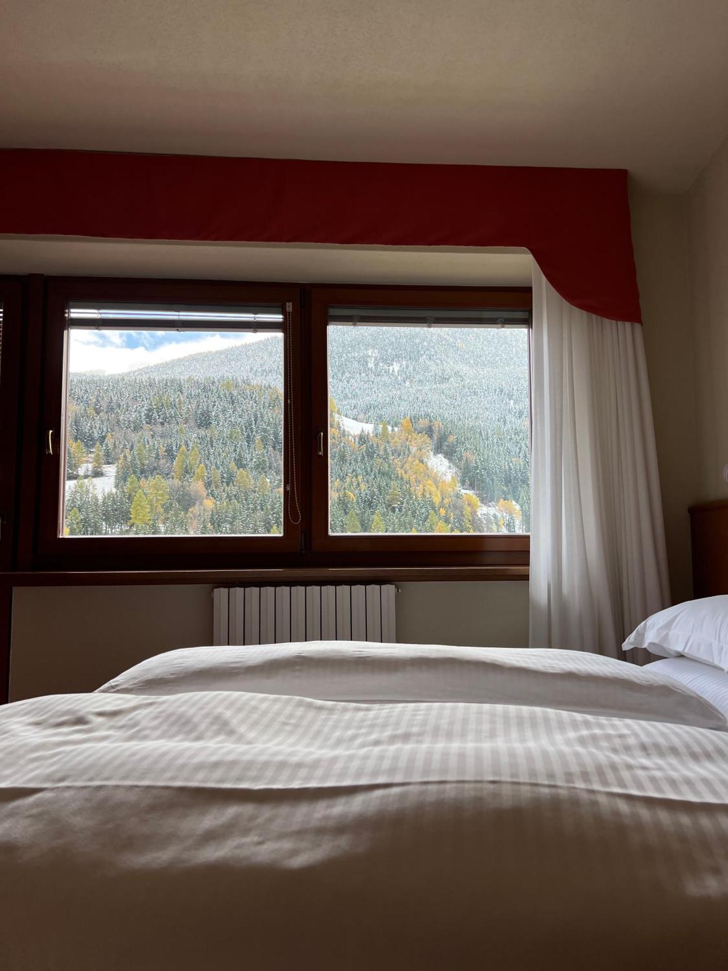 Hotel Miravalle Isolaccia Pokój zdjęcie