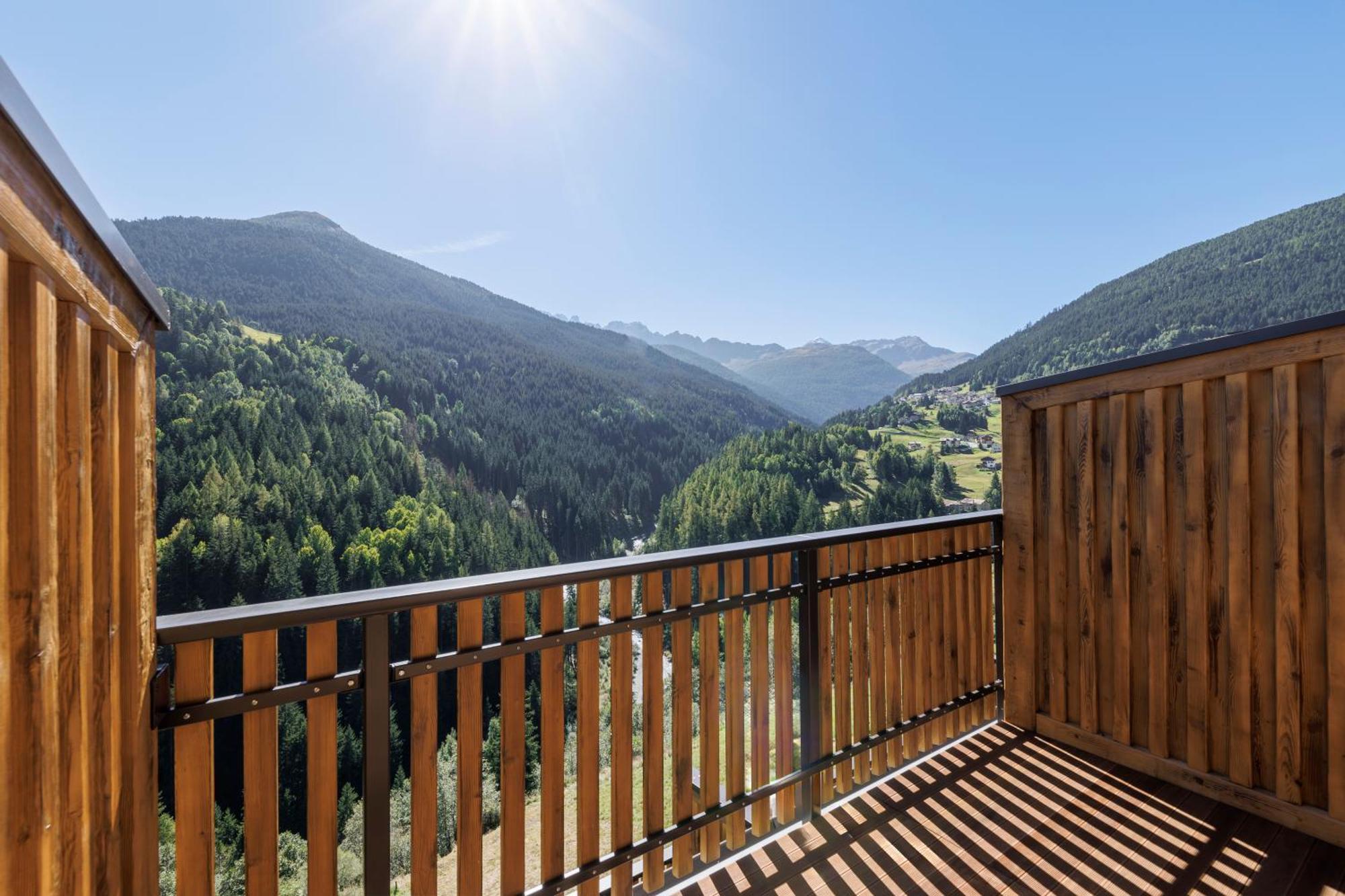 Hotel Miravalle Isolaccia Zewnętrze zdjęcie