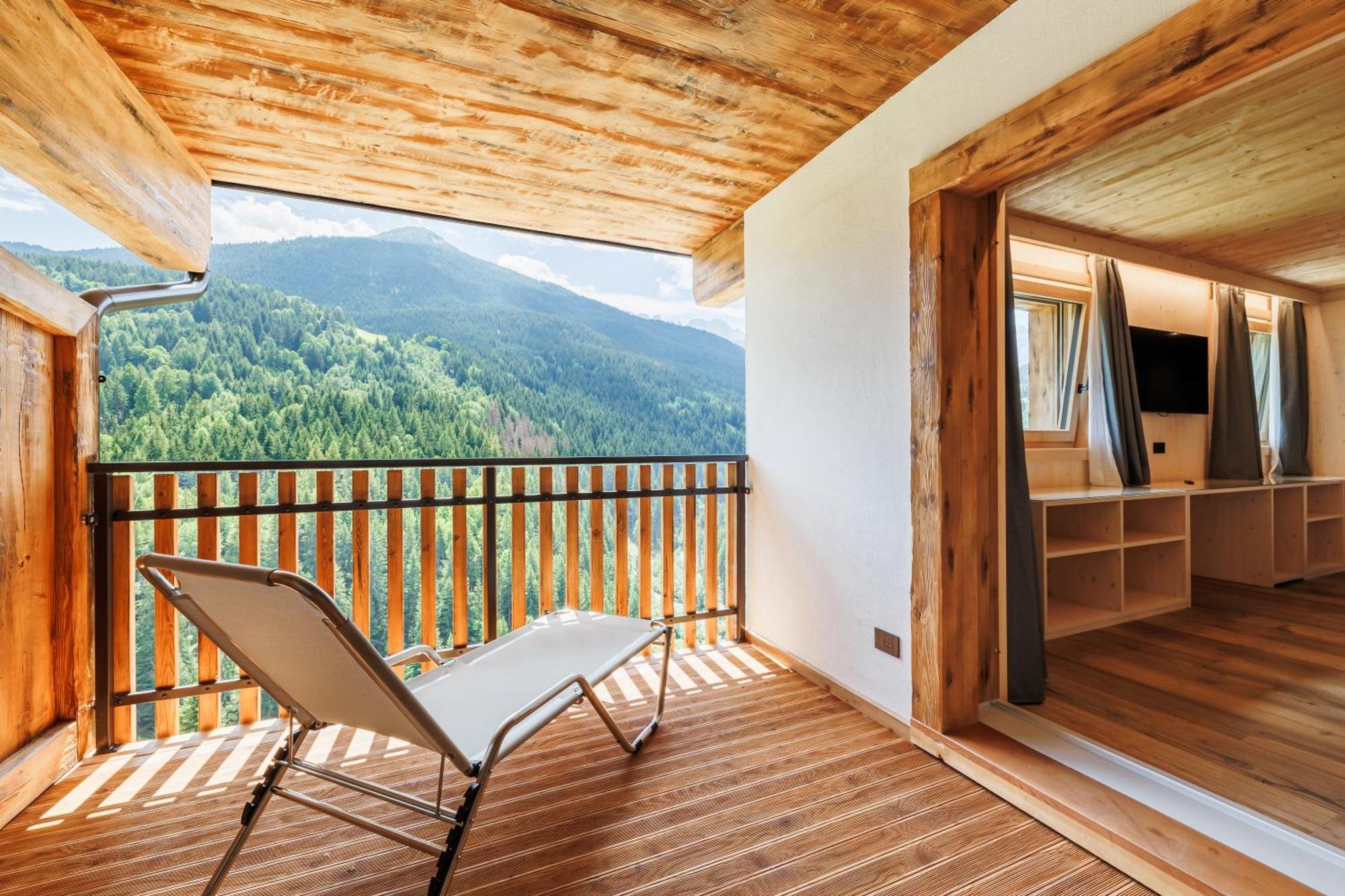 Hotel Miravalle Isolaccia Zewnętrze zdjęcie