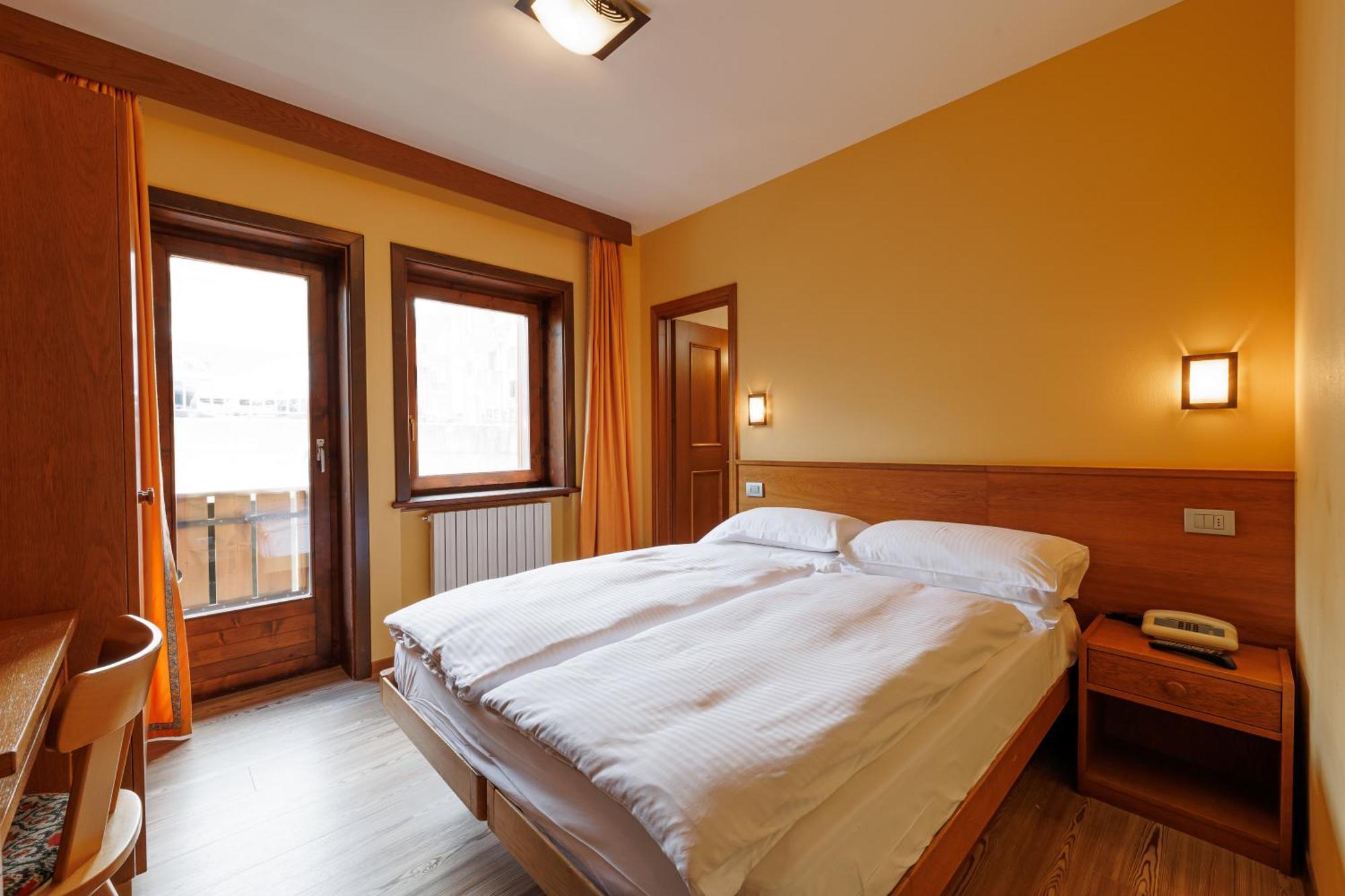 Hotel Miravalle Isolaccia Zewnętrze zdjęcie