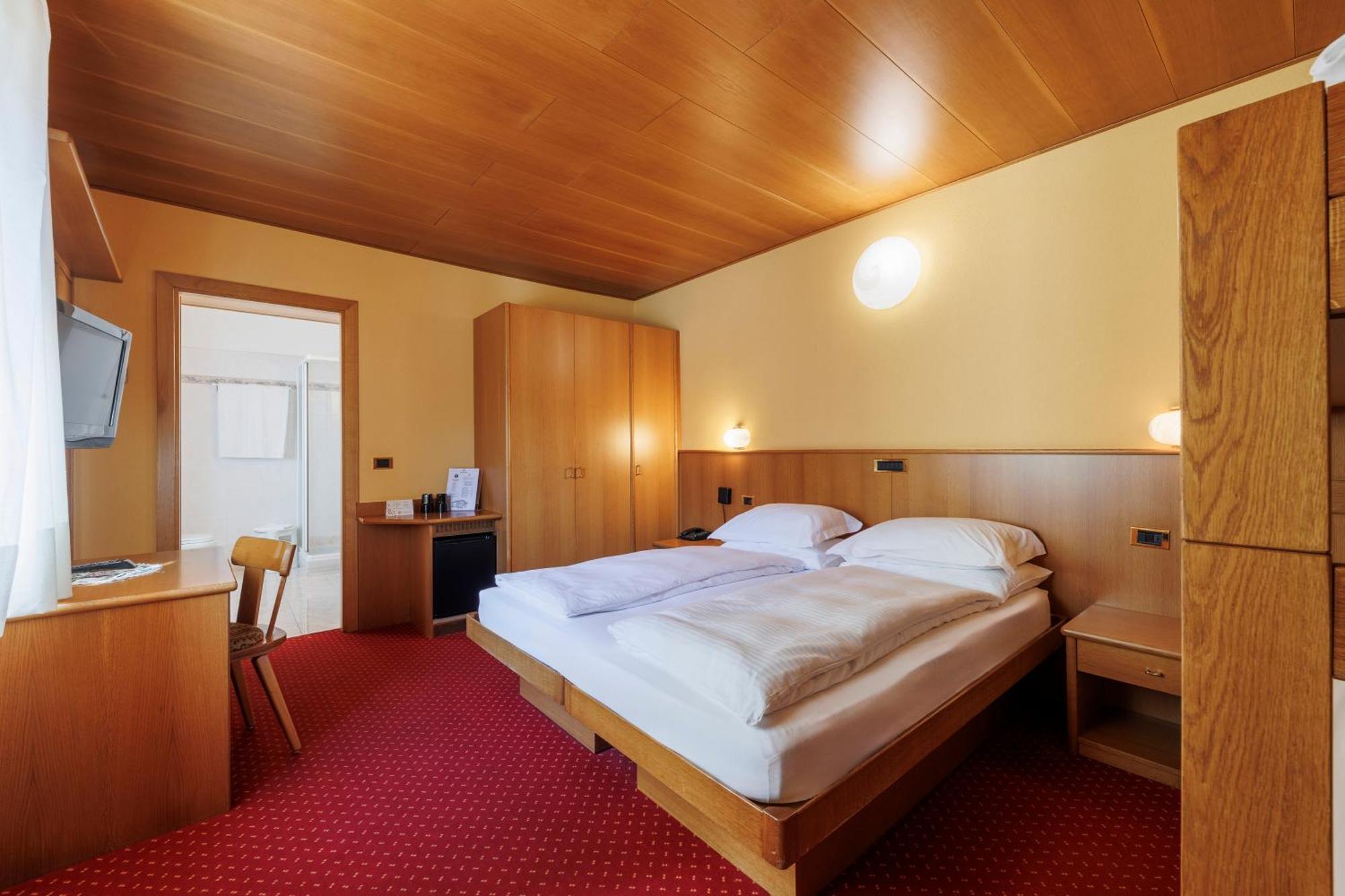 Hotel Miravalle Isolaccia Pokój zdjęcie