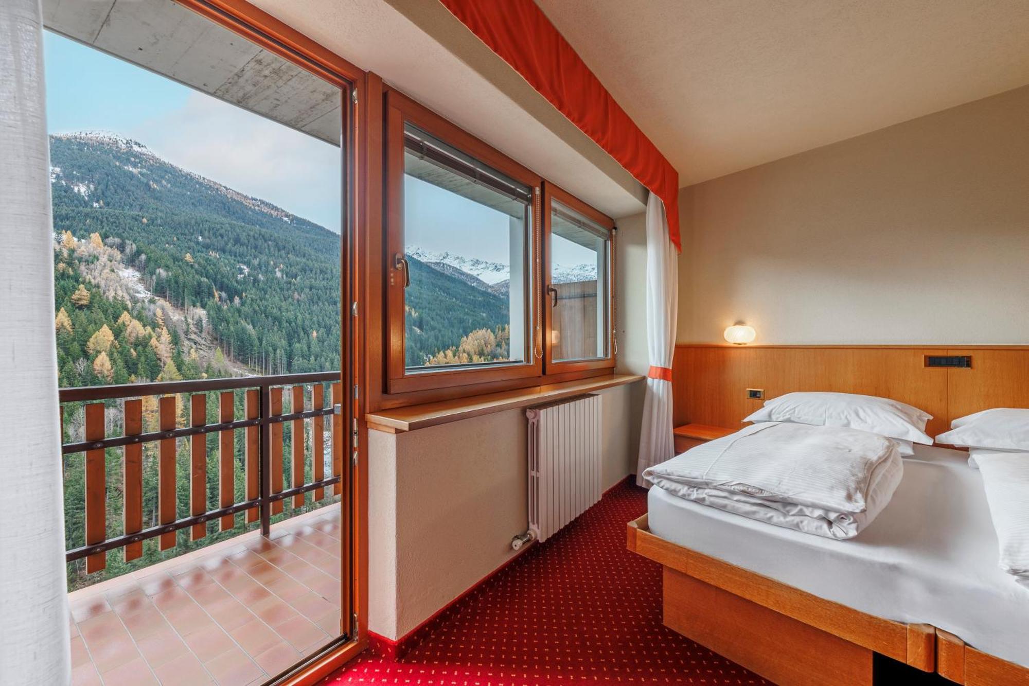 Hotel Miravalle Isolaccia Zewnętrze zdjęcie
